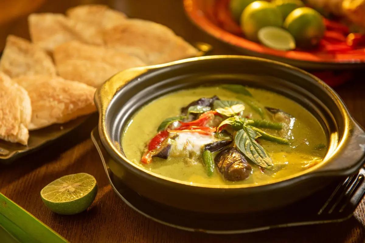 Jungle Curry Gaeng Pa Jungle curry gaeng pa served in a clay pot