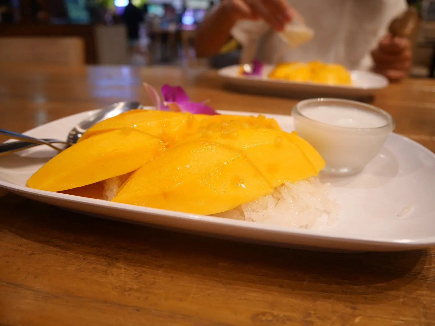 Khao Niao Mamuang Mango sticky rice served in Thailand
